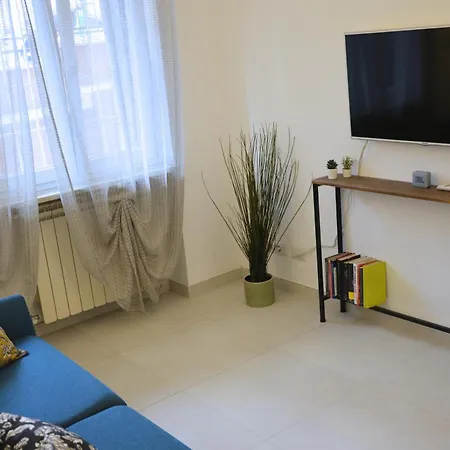 Arese Undici Apartment *