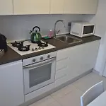 Arese Undici Apartamento *